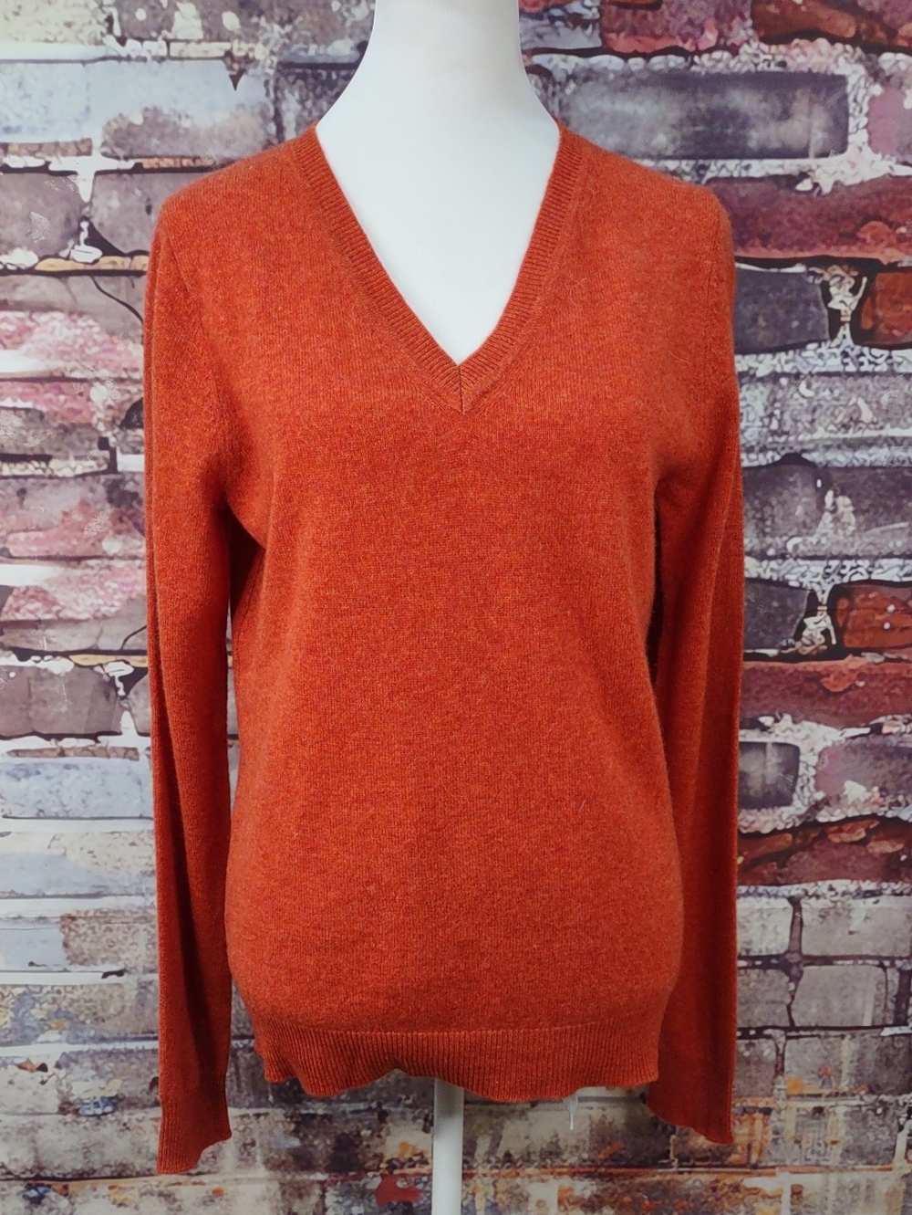 Tahari Cashmere V-Neck Sweater